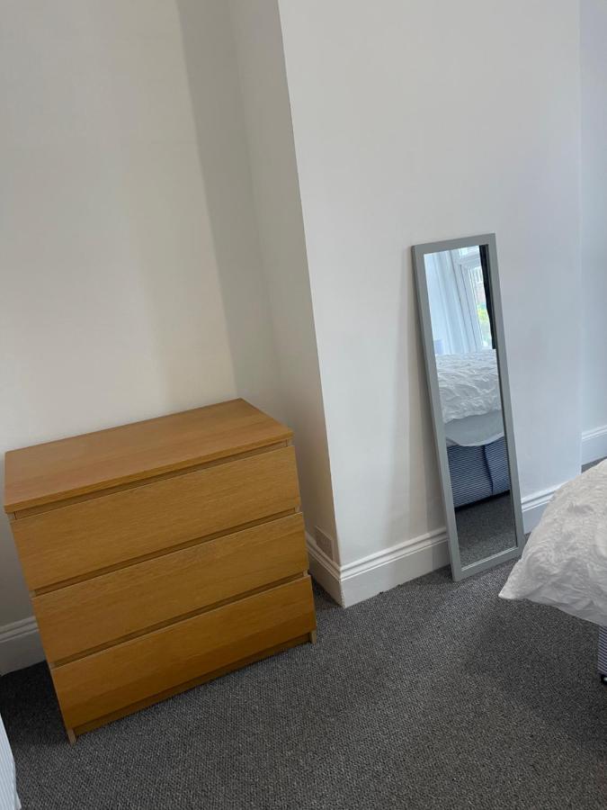 Lovely Room In Bristol 5 エクステリア 写真